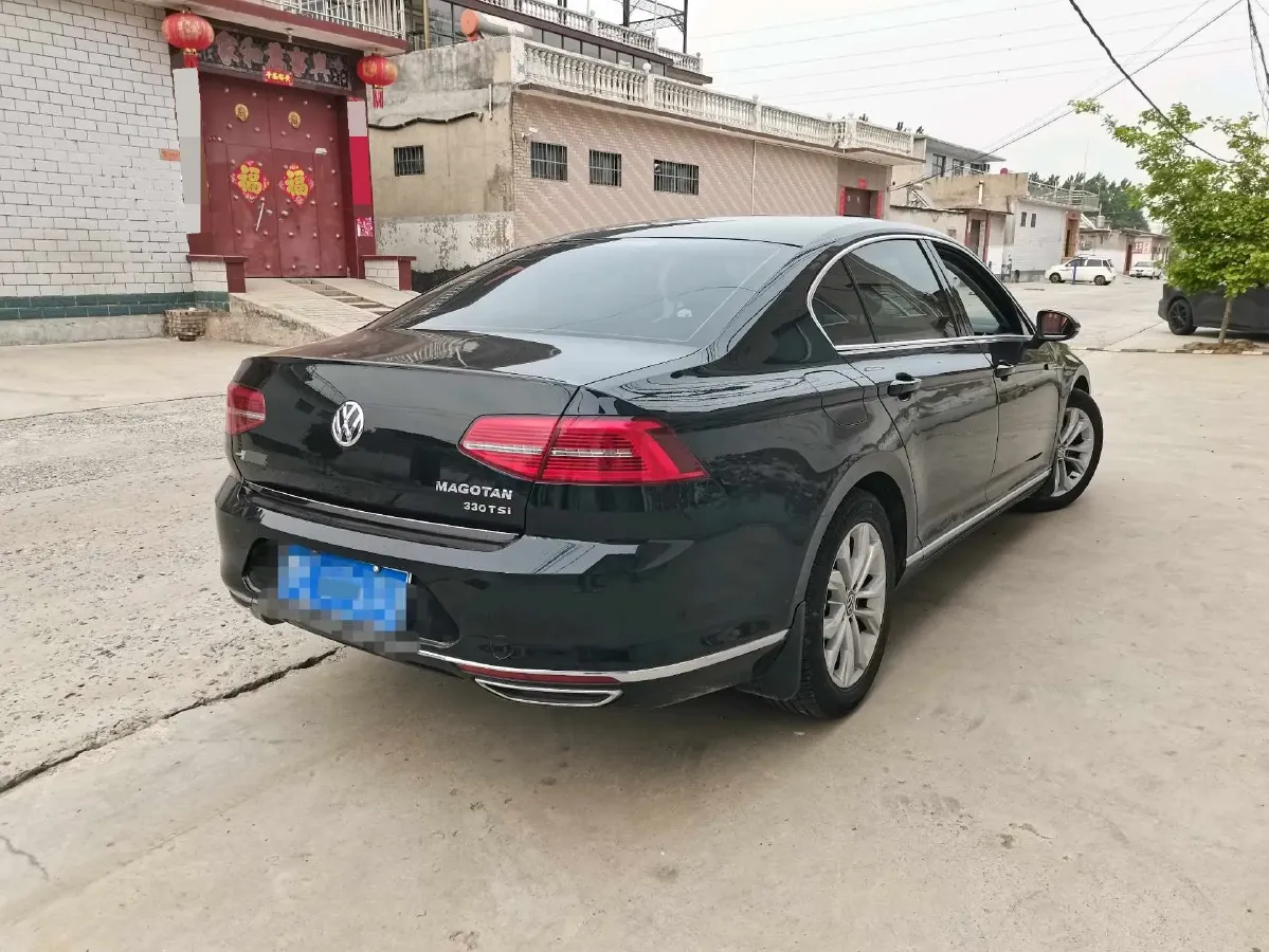 2018 Volkswagen Magotan 1.8T 180HP L4 7DCT,autocango,china used car exporter,china ev exporter,chinese used car exporter,chinese used ev exporter