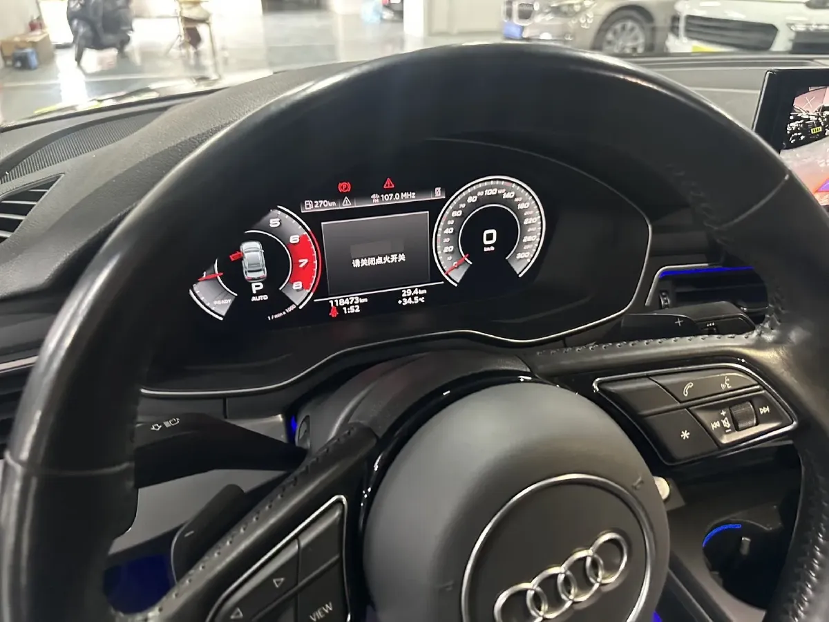 2020 Audi A4L 2.0T 190HP L4 7DCT,autocango,china used car exporter,china ev exporter,chinese used car exporter,chinese used ev exporter