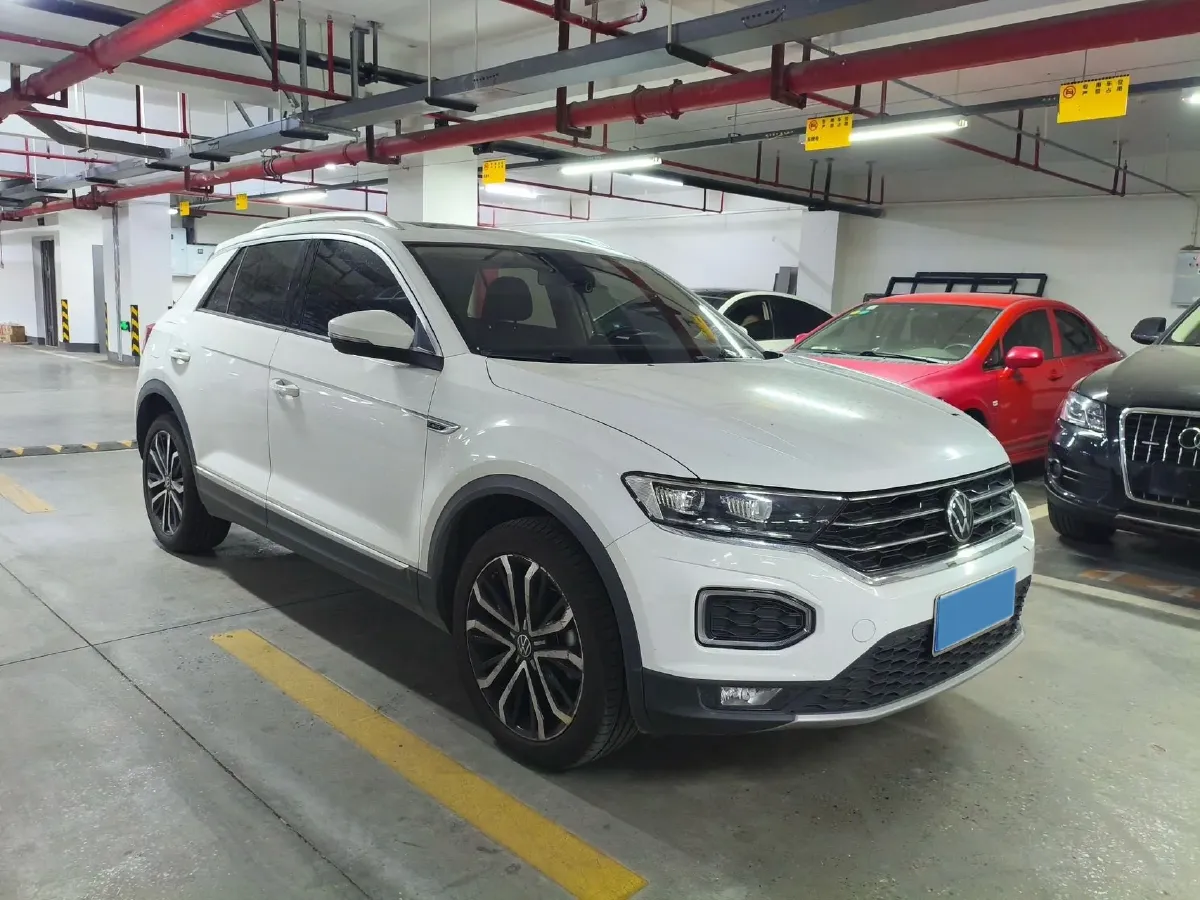 2021 Volkswagen T-Roc 1.4T 150HP L4 7DCT,autocango,china used car exporter,china ev exporter,chinese used car exporter,chinese used ev exporter