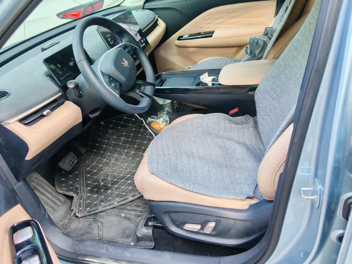 2025 ARCFOX T1 BEV,autocango,china used car exporter,china ev exporter,chinese used car exporter,chinese used ev exporter