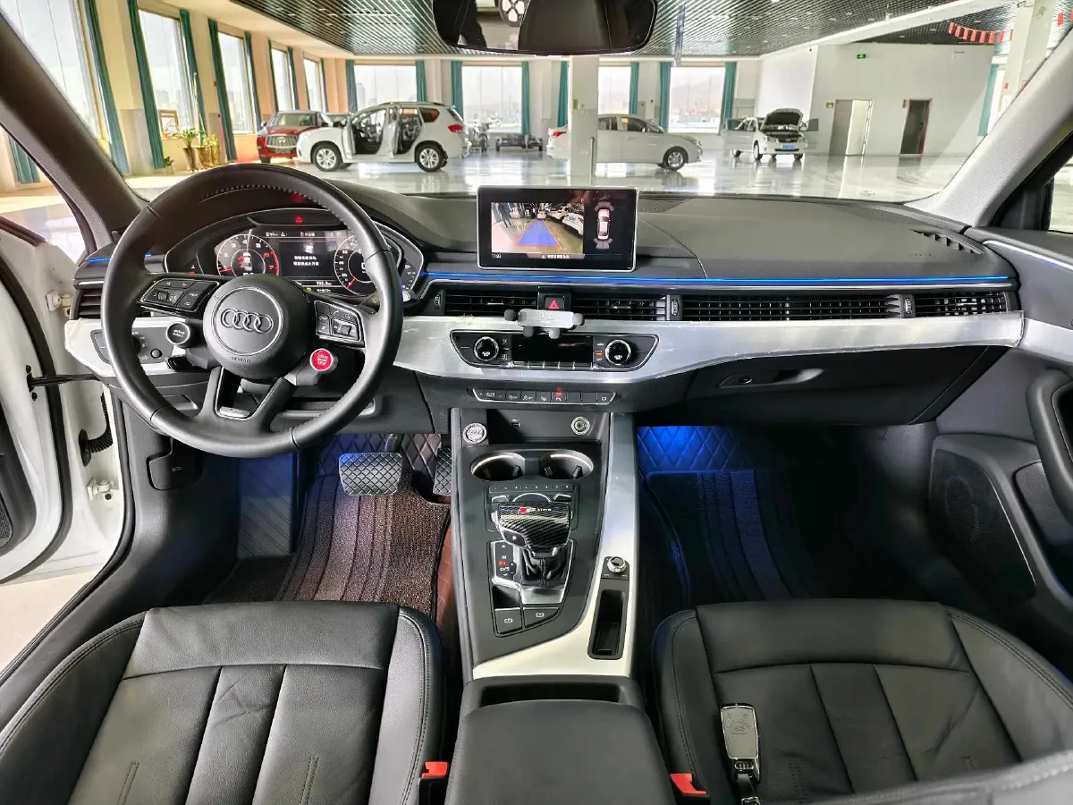 2019 Audi A4L 2.0T 190HP L4 7DCT,autocango,china used car exporter,china ev exporter,chinese used car exporter,chinese used ev exporter