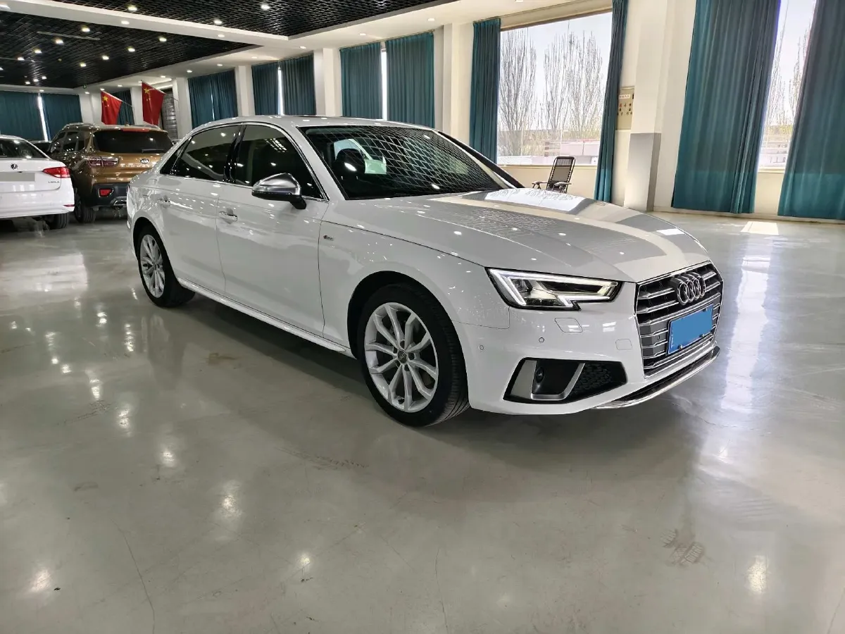 2019 Audi A4L 2.0T 190HP L4 7DCT,autocango,china used car exporter,china ev exporter,chinese used car exporter,chinese used ev exporter