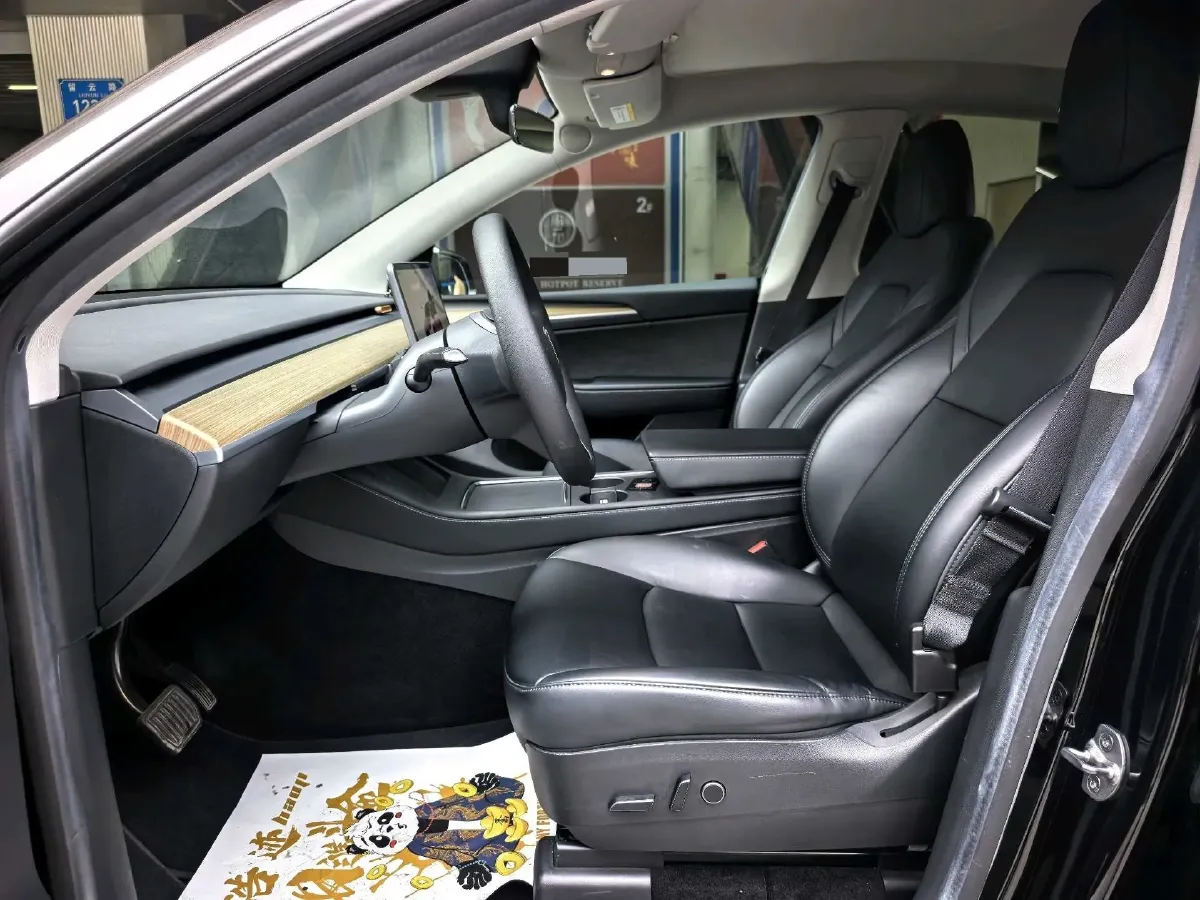 2022 Tesla Model Y BEV 60KWH,autocango,china used car exporter,china ev exporter,chinese used car exporter,chinese used ev exporter