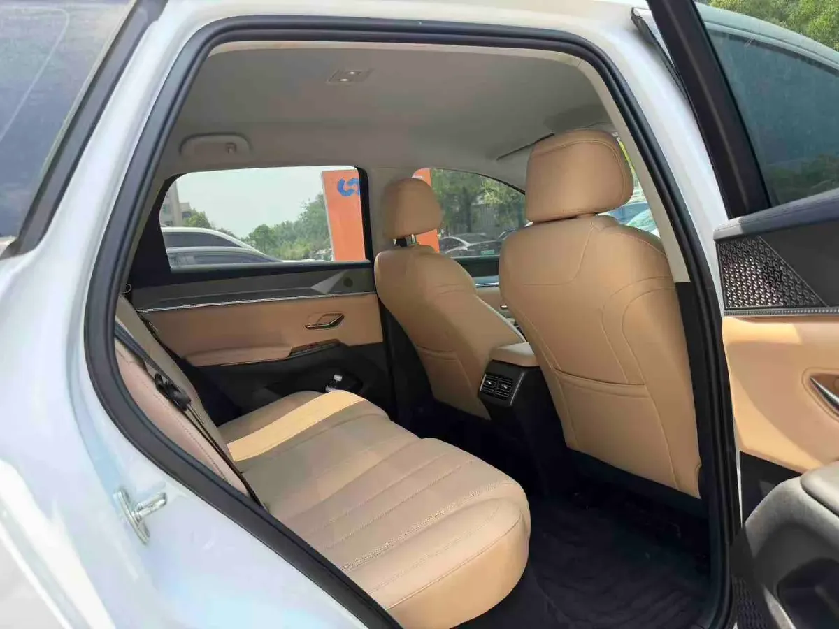 2025 BYD Song Pro 1.5L 101HP L4 E-CVT PHEV 18.3KWH,autocango,china used car exporter,china ev exporter,chinese used car exporter,chinese used ev exporter