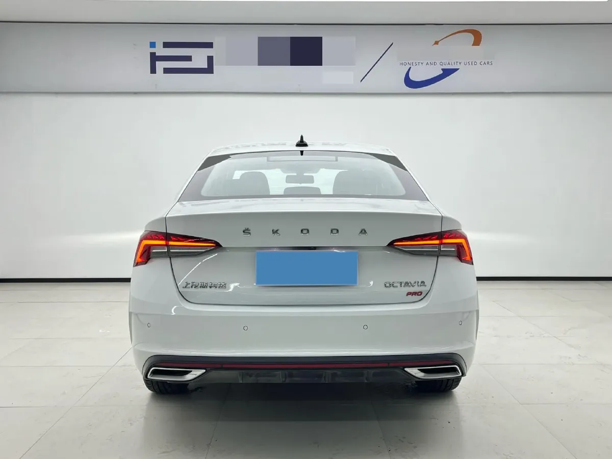 2023 Skoda Octavia 1.4T 150HP L4 7DCT,autocango,china used car exporter,china ev exporter,chinese used car exporter,chinese used ev exporter