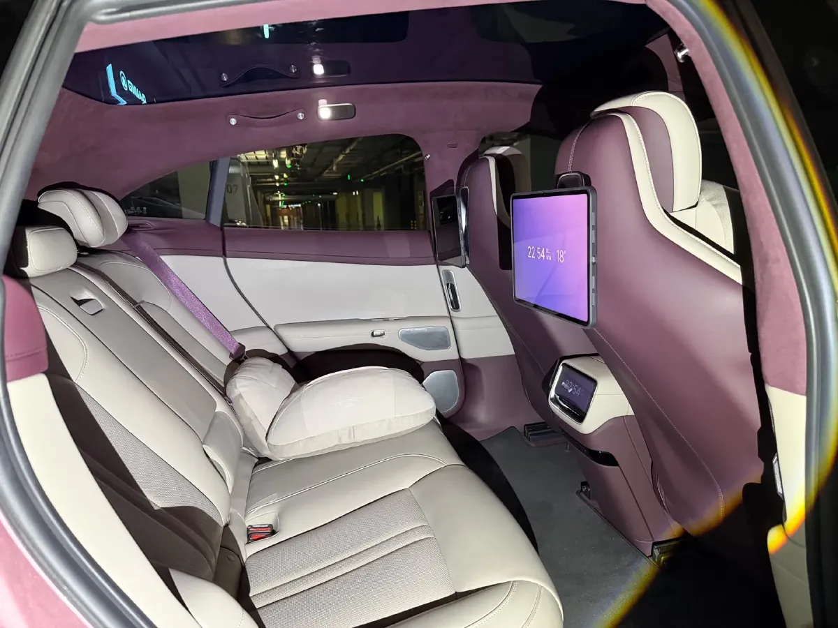 2025 MI YU7 BEV 101.7KWH,autocango,china used car exporter,china ev exporter,chinese used car exporter,chinese used ev exporter