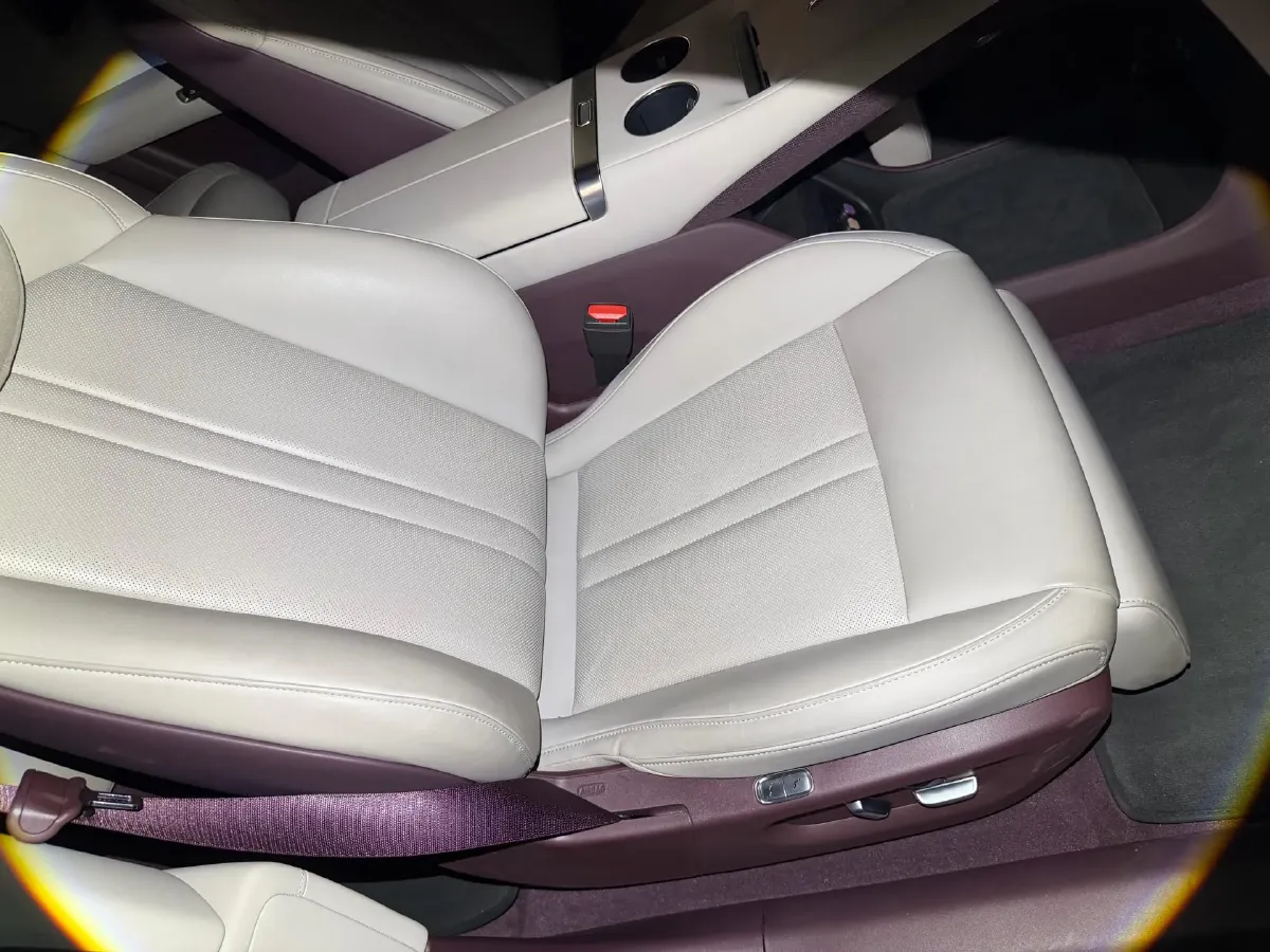 2025 MI YU7 BEV 101.7KWH,autocango,china used car exporter,china ev exporter,chinese used car exporter,chinese used ev exporter