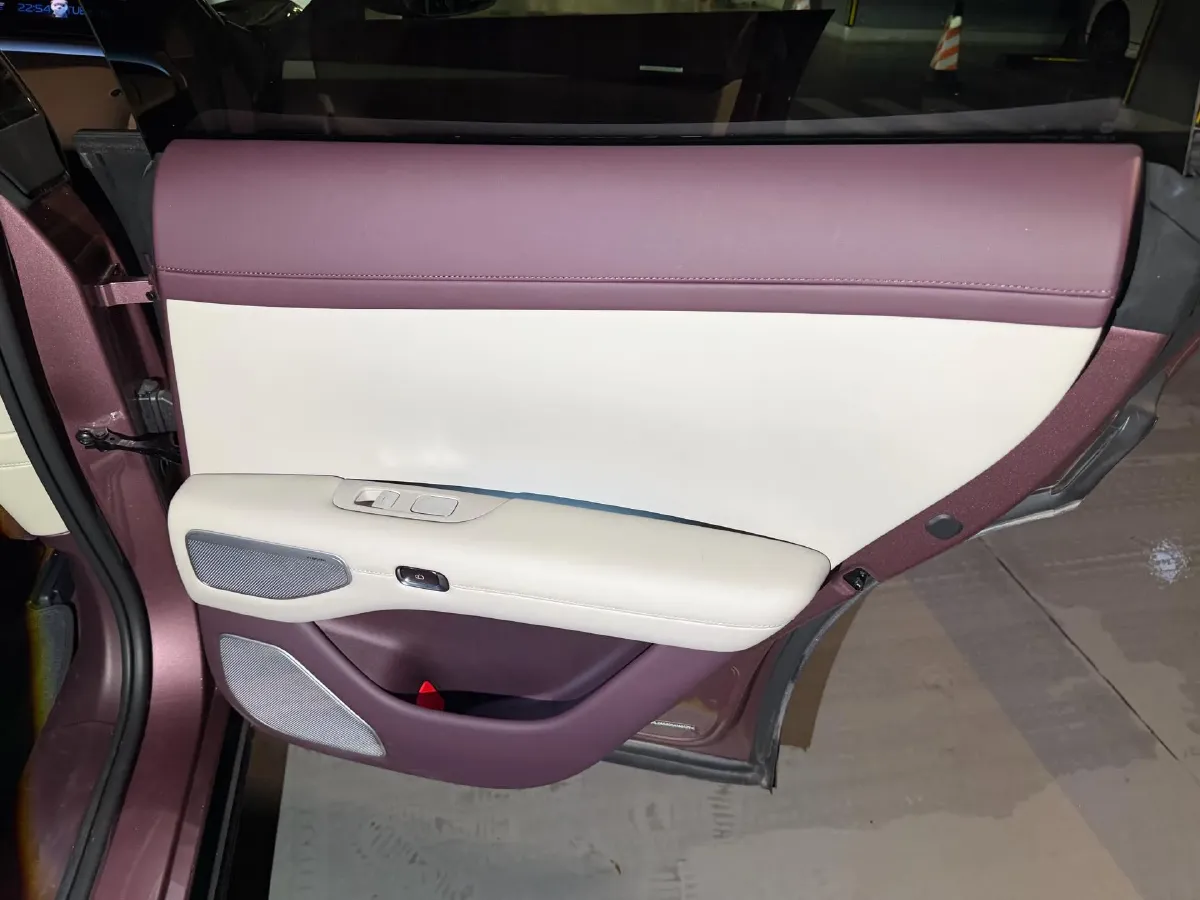 2025 MI YU7 BEV 101.7KWH,autocango,china used car exporter,china ev exporter,chinese used car exporter,chinese used ev exporter