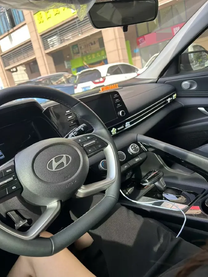 2022 Hyundai Elantra 1.5L 115HP L4 CVT,autocango,china used car exporter,china ev exporter,chinese used car exporter,chinese used ev exporter