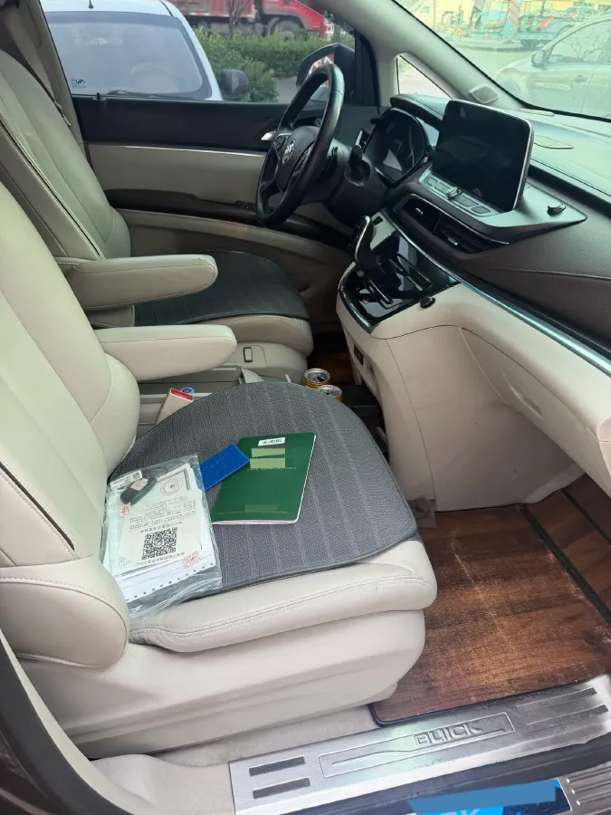 2020 Buick GL8 2.0T 237HP L4 9AT,autocango,china used car exporter,china ev exporter,chinese used car exporter,chinese used ev exporter