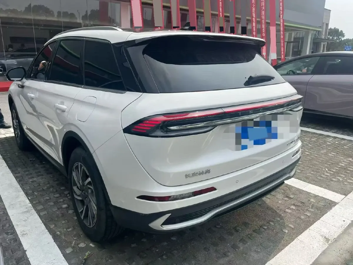 2023 Lincoln Corsair 2.0T 261HP L4 8AT,autocango,china used car exporter,china ev exporter,chinese used car exporter,chinese used ev exporter