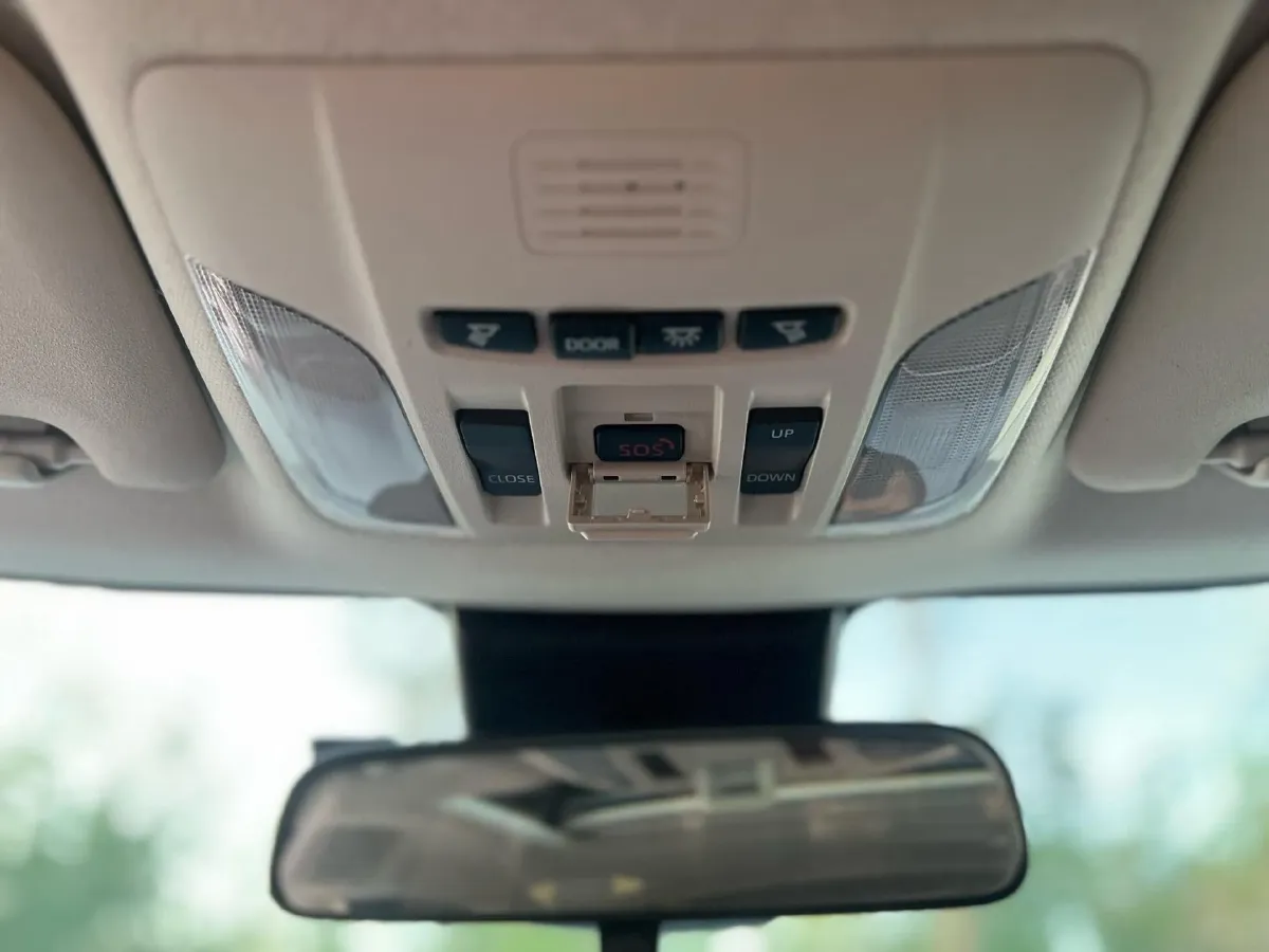 2022 Toyota Corolla 1.8L 98HP L4 E-CVT Hybrid,autocango,china used car exporter,china ev exporter,chinese used car exporter,chinese used ev exporter