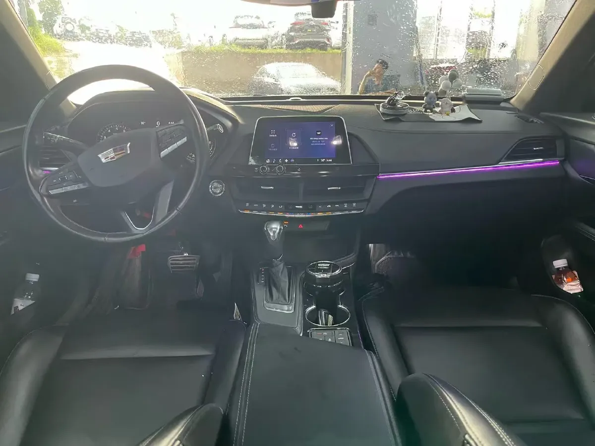 2021 Cadillac CT4 2.0T 237HP L4 8AT,autocango,china used car exporter,china ev exporter,chinese used car exporter,chinese used ev exporter