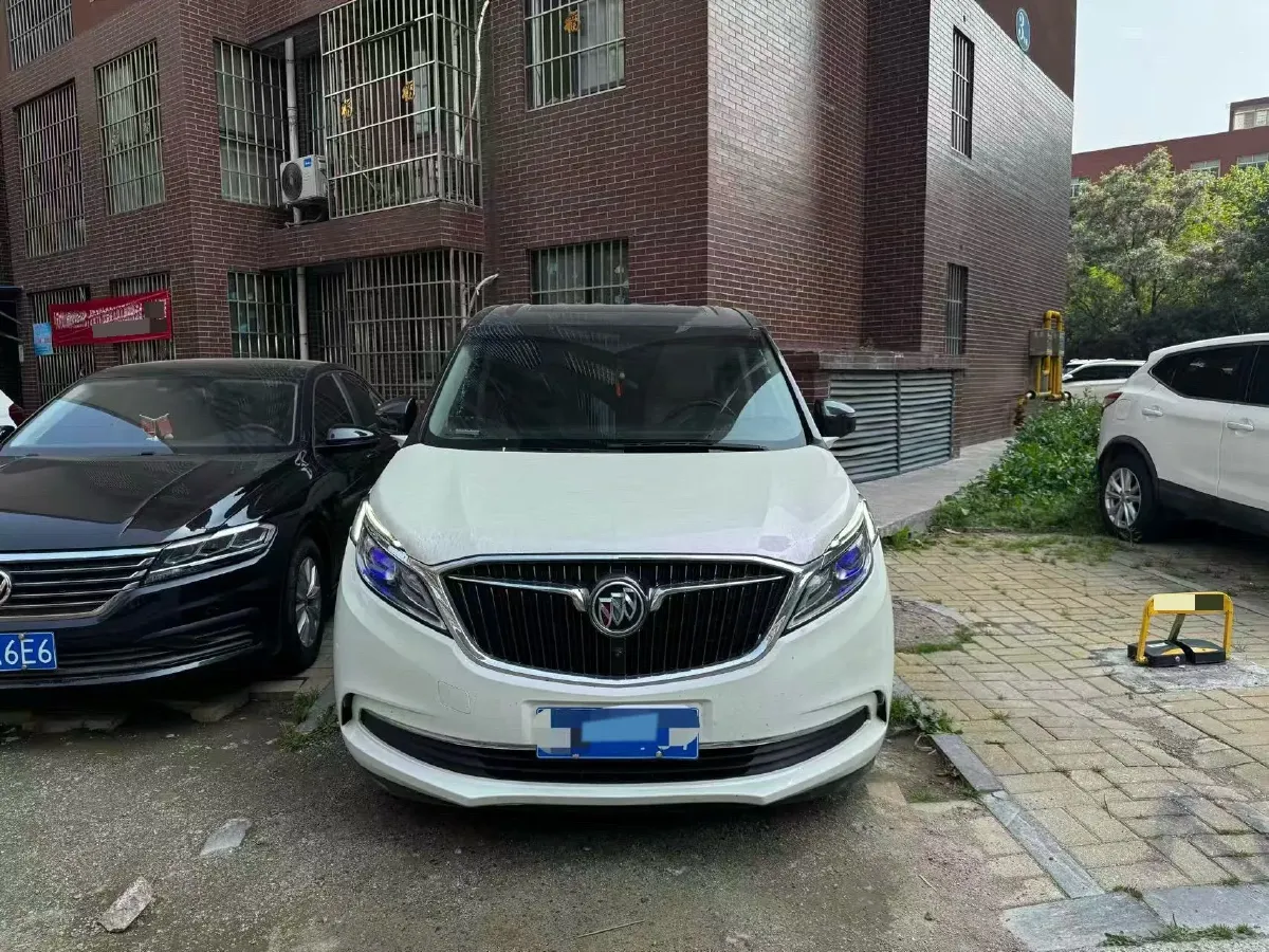 2018 Buick GL8 2.0T 260HP L4 6AT,autocango,china used car exporter,china ev exporter,chinese used car exporter,chinese used ev exporter