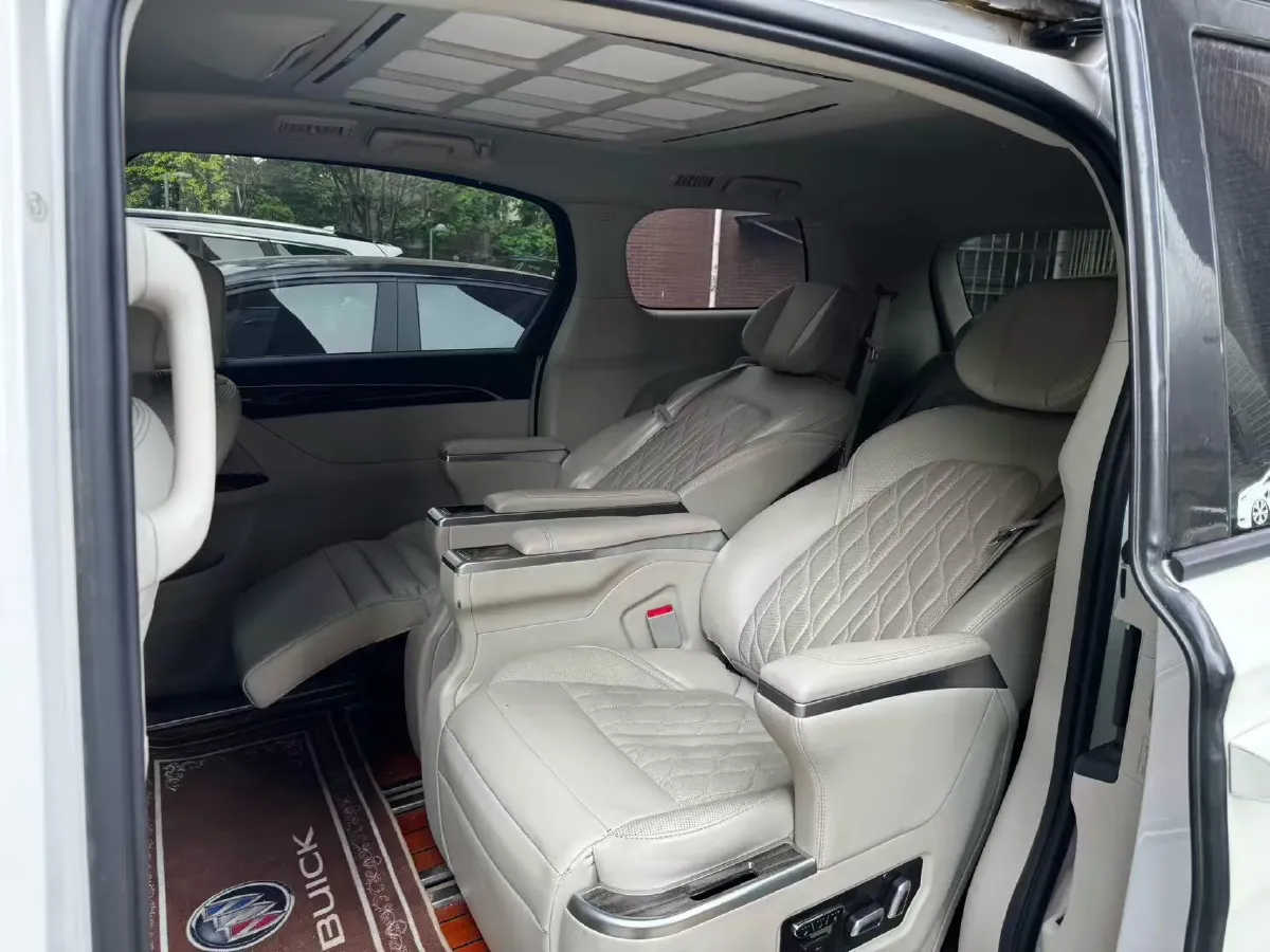 2018 Buick GL8 2.0T 260HP L4 6AT,autocango,china used car exporter,china ev exporter,chinese used car exporter,chinese used ev exporter