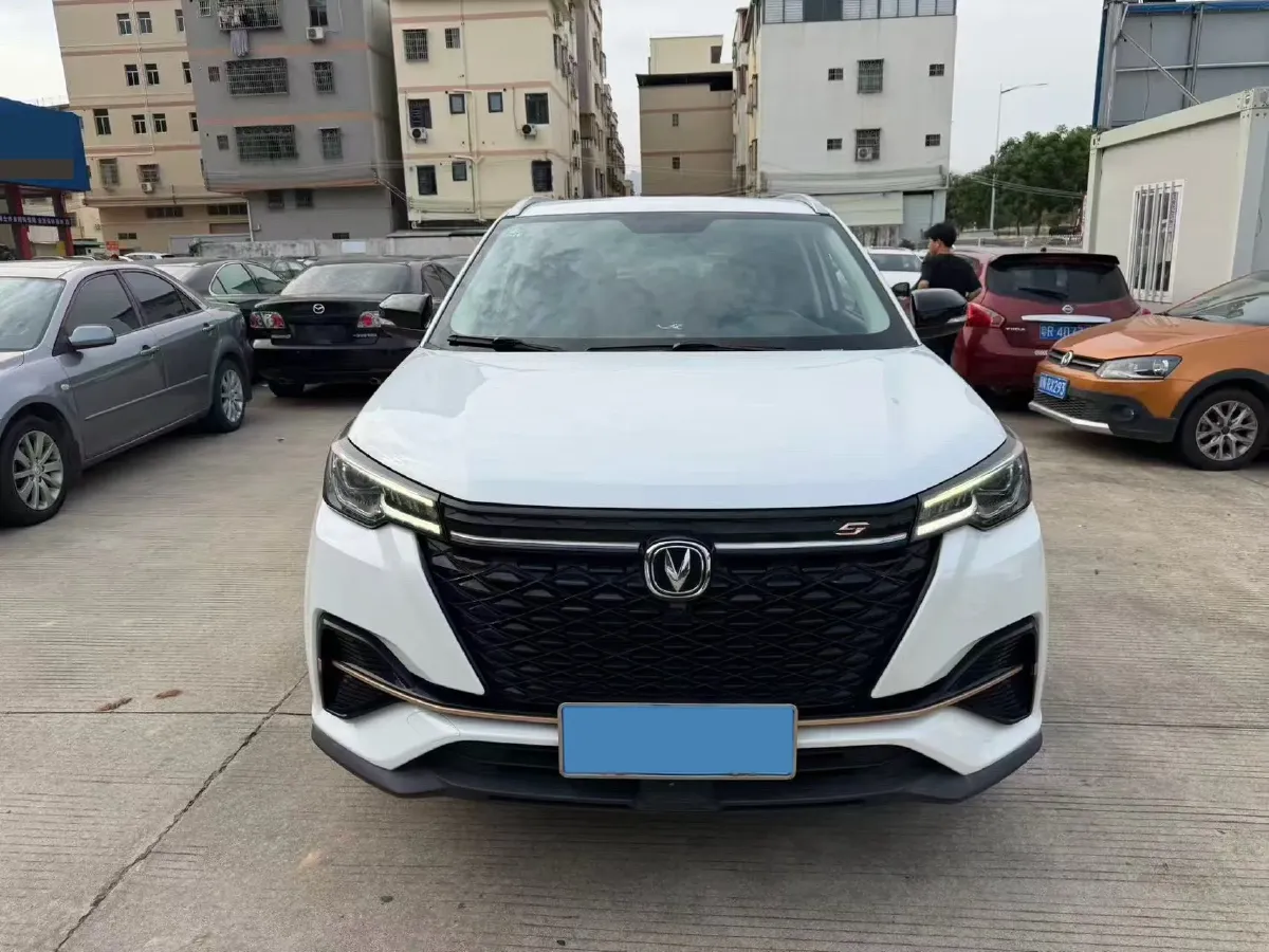 2022 ChangAn CS55 Plus 1.5T 180HP L4 7DCT,autocango,china used car exporter,china ev exporter,chinese used car exporter,chinese used ev exporter
