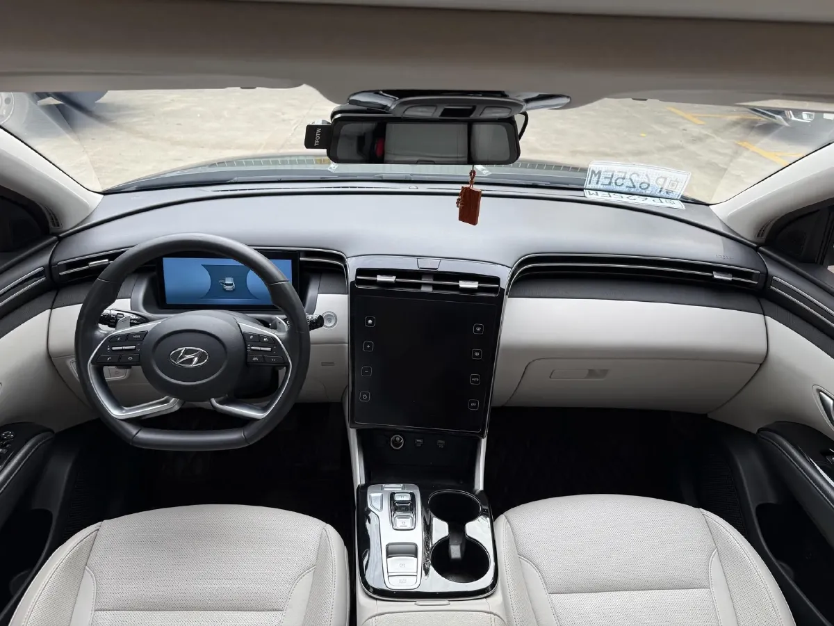 2021 Hyundai Tucson 1.5T 200HP L4 7DCT,autocango,china used car exporter,china ev exporter,chinese used car exporter,chinese used ev exporter