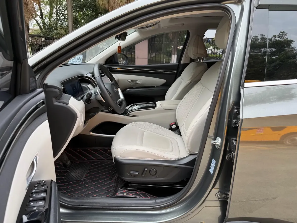 2021 Hyundai Tucson 1.5T 200HP L4 7DCT,autocango,china used car exporter,china ev exporter,chinese used car exporter,chinese used ev exporter