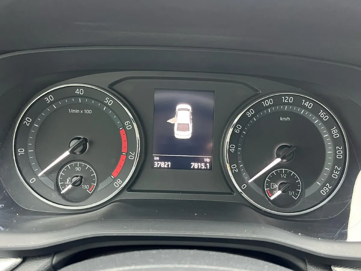 2023 Skoda Octavia 1.4T 150HP L4 7DCT,autocango,china used car exporter,china ev exporter,chinese used car exporter,chinese used ev exporter