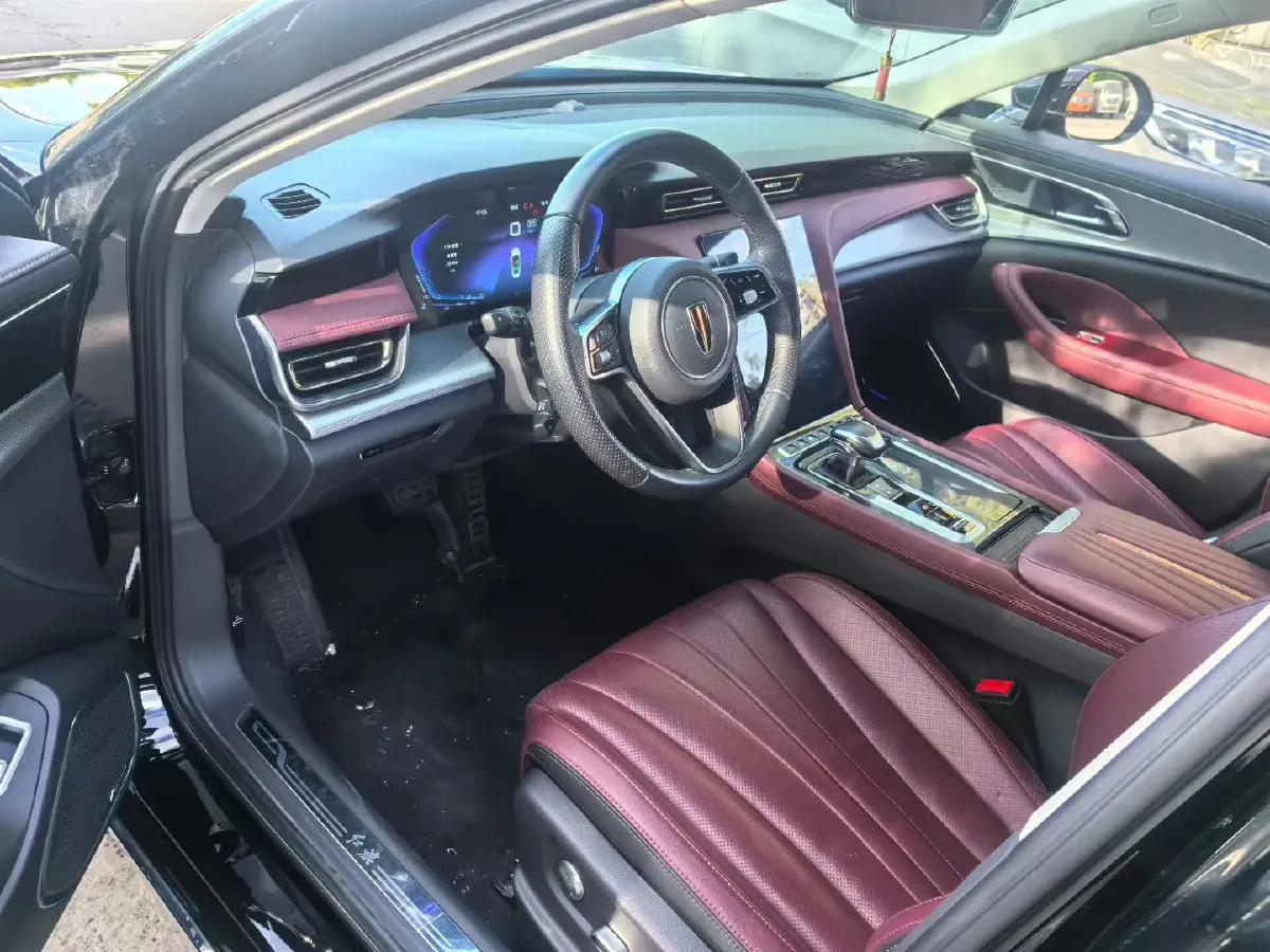 2023 HongQi H5 2.0T 224HP L4 8AT,autocango,china used car exporter,china ev exporter,chinese used car exporter,chinese used ev exporter