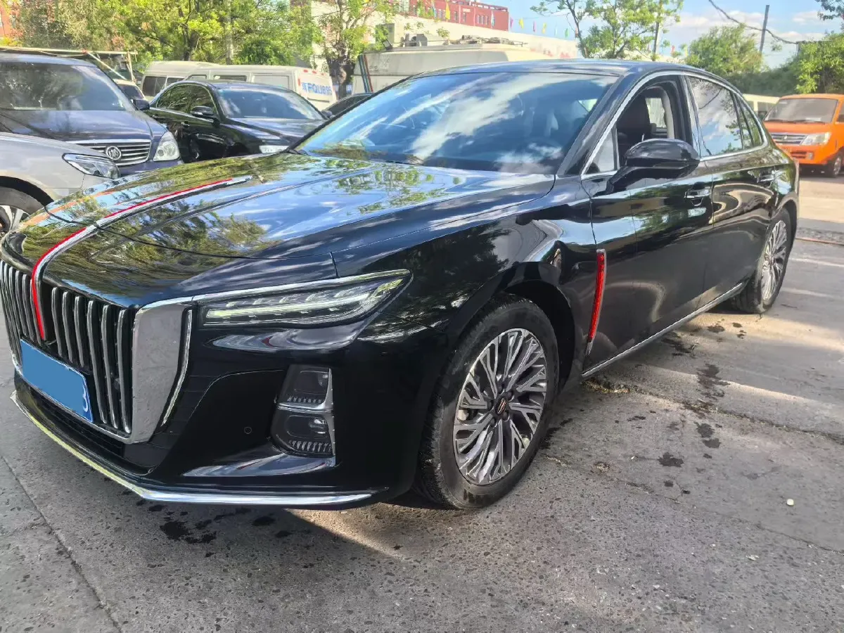 2023 HongQi H5 2.0T 224HP L4 8AT,autocango,china used car exporter,china ev exporter,chinese used car exporter,chinese used ev exporter