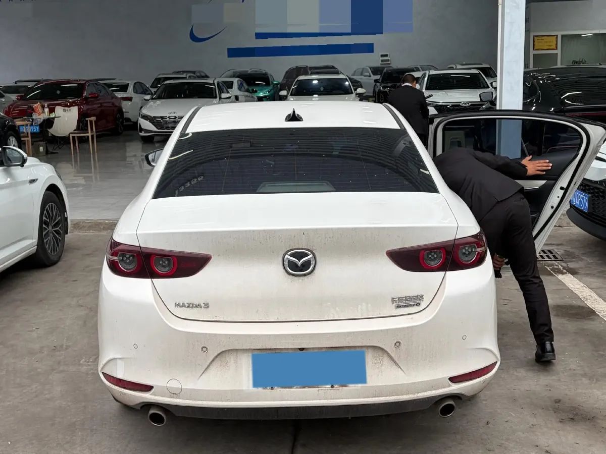 2021 Mazda 3 Axela 2.0L 158HP L4 6AT,autocango,china used car exporter,china ev exporter,chinese used car exporter,chinese used ev exporter