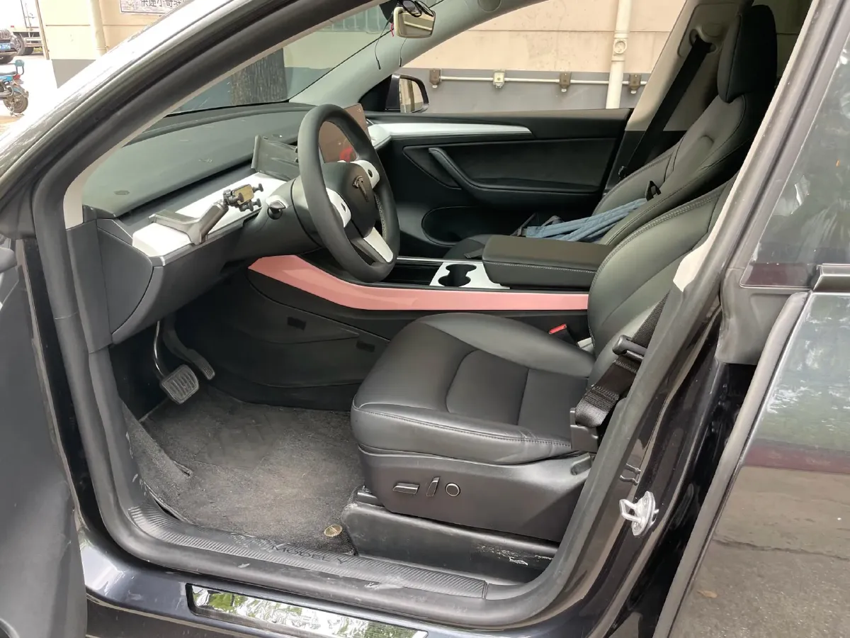 2024 Iveco OuSheng BEV 77.28KWH,autocango,china used car exporter,china ev exporter,chinese used car exporter,chinese used ev exporter