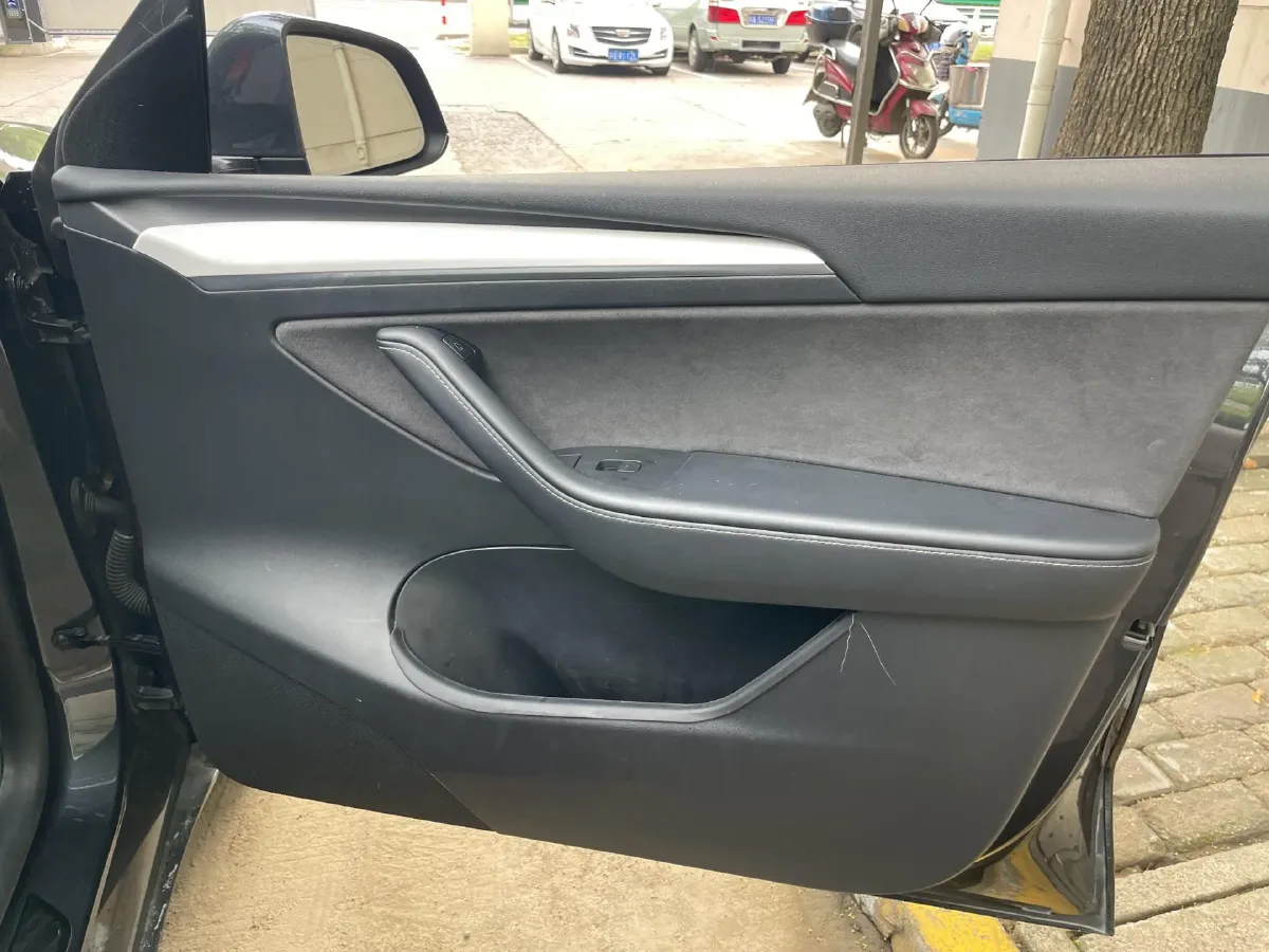 2024 Iveco OuSheng BEV 77.28KWH,autocango,china used car exporter,china ev exporter,chinese used car exporter,chinese used ev exporter