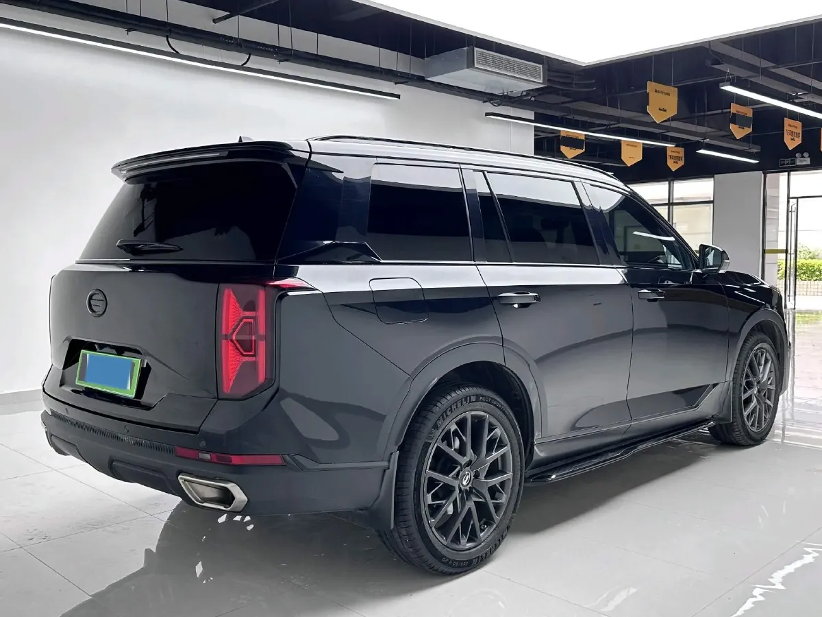 2022 GAC Trumpchi GS8 2.0T 252HP L4 8AT,autocango,china used car exporter,china ev exporter,chinese used car exporter,chinese used ev exporter