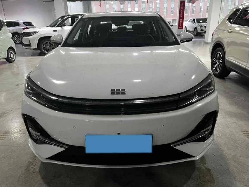 2025 Geely Galaxy A7 1.5L 112HP L4 1DHT PHEV,autocango,china used car exporter,china ev exporter,chinese used car exporter,chinese used ev exporter