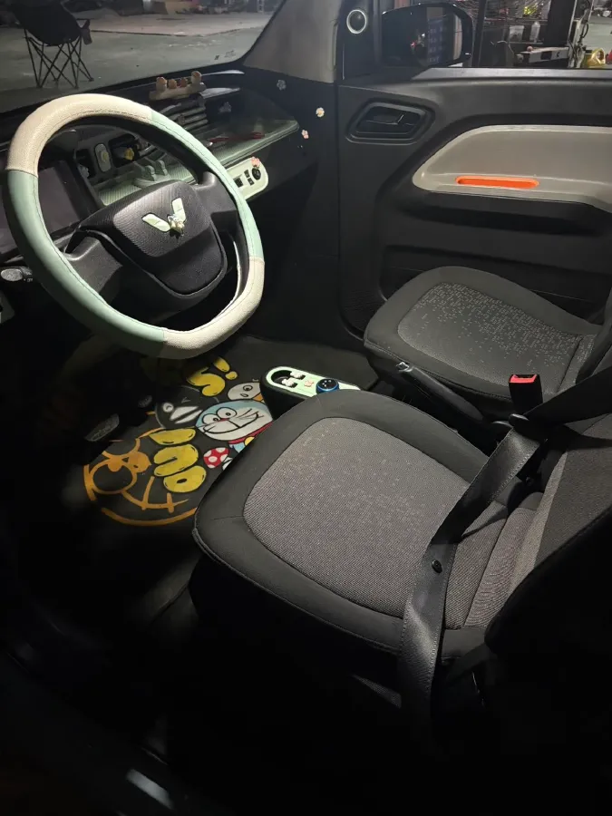 2020 WuLing HongGuang MINI EV BEV 13.8KWH,autocango,china used car exporter,china ev exporter,chinese used car exporter,chinese used ev exporter