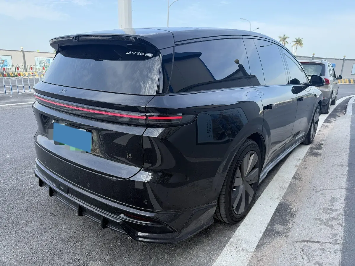 2025 Li i8 BEV,autocango,china used car exporter,china ev exporter,chinese used car exporter,chinese used ev exporter