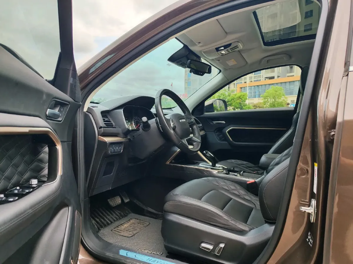 2020 Haval H6 1.5T 169HP L4 7DCT,autocango,china used car exporter,china ev exporter,chinese used car exporter,chinese used ev exporter