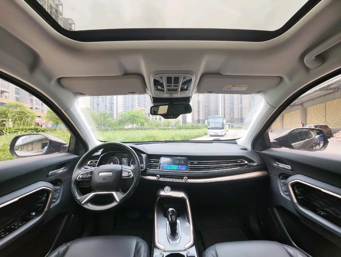 2020 Haval H6 1.5T 169HP L4 7DCT,autocango,china used car exporter,china ev exporter,chinese used car exporter,chinese used ev exporter