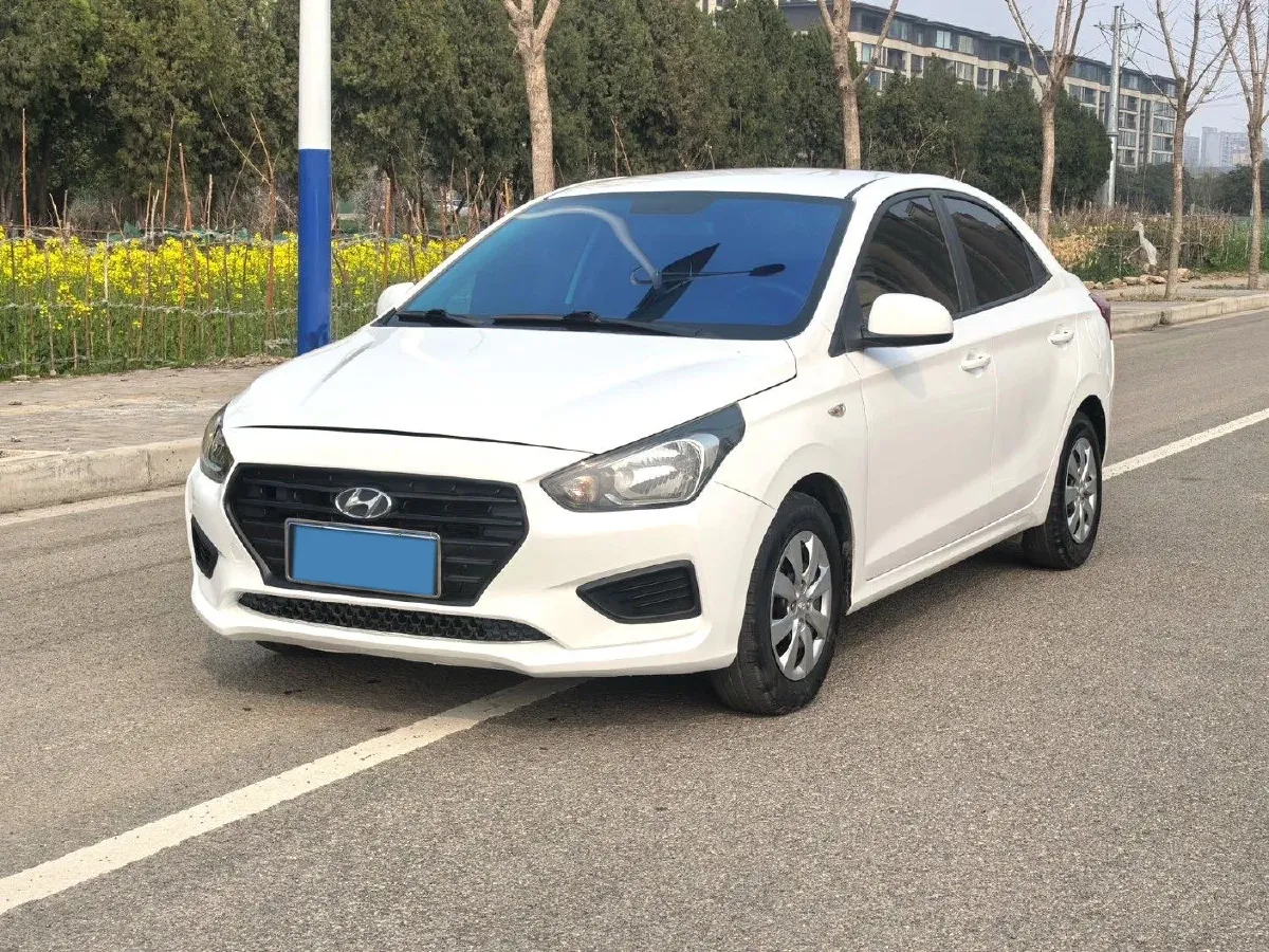 2020 Hyundai Reina 1.4L 95HP L4 5MT,autocango,china used car exporter,china ev exporter,chinese used car exporter,chinese used ev exporter