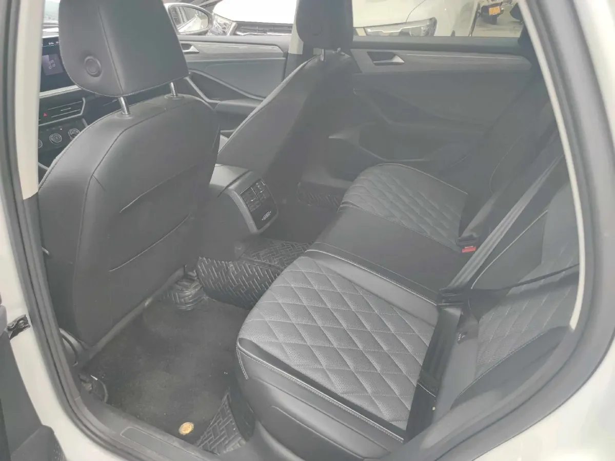 2023 Volkswagen Sagitar 1.5T 160HP L4 7DCT,autocango,china used car exporter,china ev exporter,chinese used car exporter,chinese used ev exporter