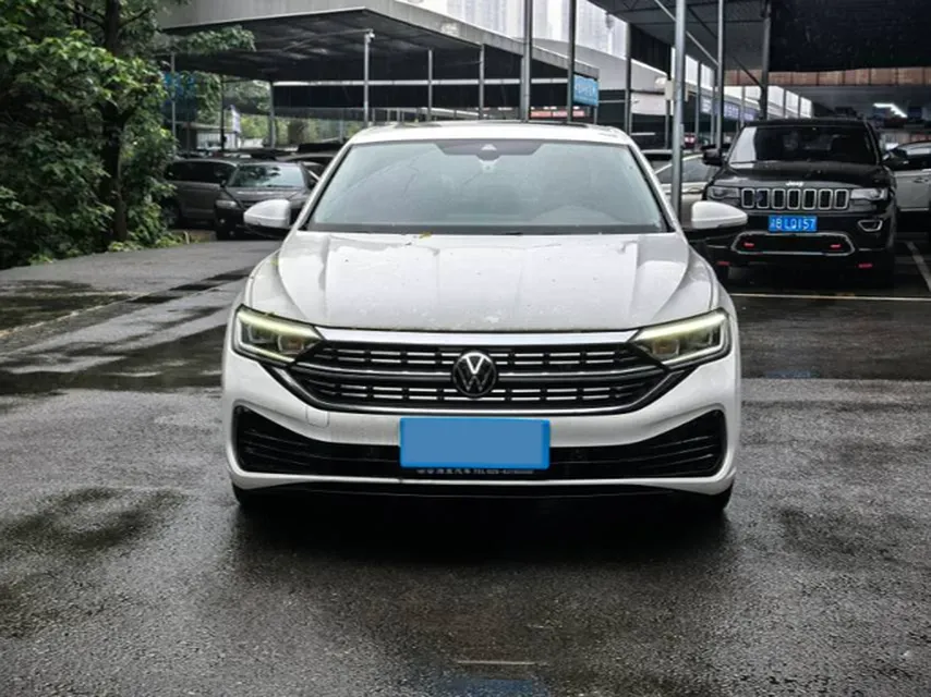 2023 Volkswagen Sagitar 1.5T 160HP L4 7DCT,autocango,china used car exporter,china ev exporter,chinese used car exporter,chinese used ev exporter