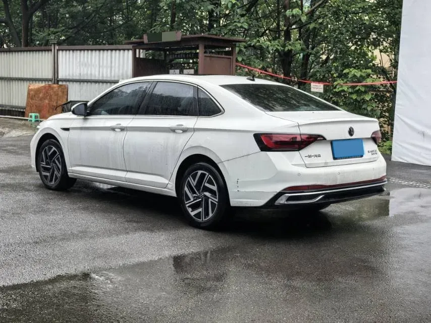 2023 Volkswagen Sagitar 1.5T 160HP L4 7DCT,autocango,china used car exporter,china ev exporter,chinese used car exporter,chinese used ev exporter