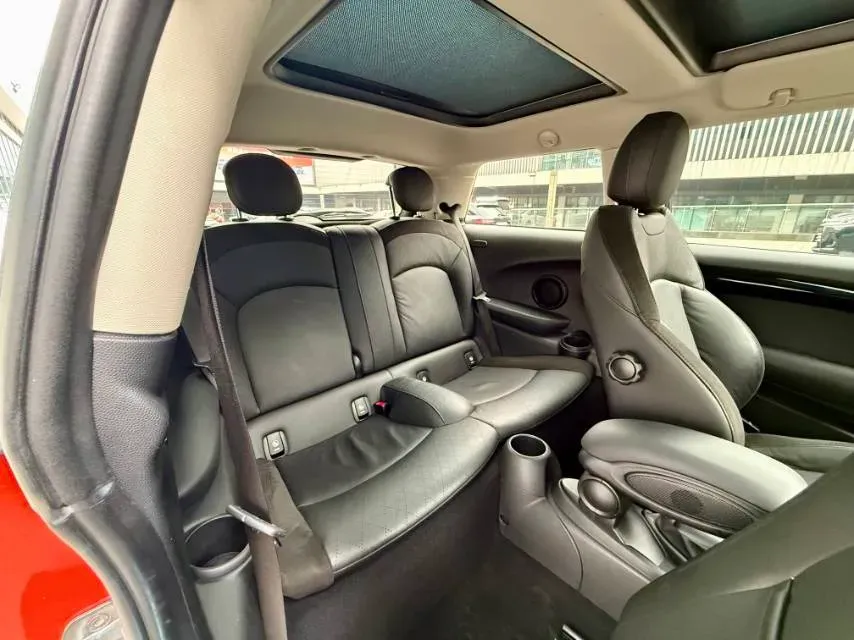 2018 MINI MINI 2.0T 192HP L4 7DCT,autocango,china used car exporter,china ev exporter,chinese used car exporter,chinese used ev exporter