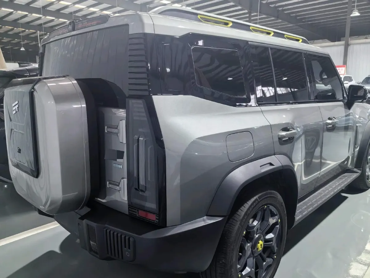 2024 Jetour ShanHai TravellerC-DM 1.5T 156HP L4 3DHT PHEV 43.24KWH,autocango,china used car exporter,china ev exporter,chinese used car exporter,chinese used ev exporter