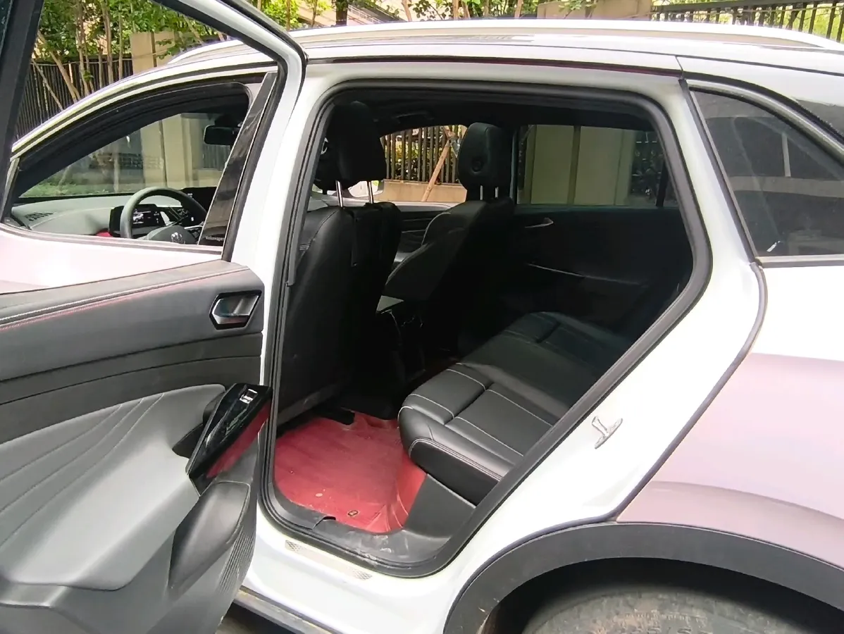 2021 Volkswagen ID.4 Crozz BEV 55.7KWH,autocango,china used car exporter,china ev exporter,chinese used car exporter,chinese used ev exporter