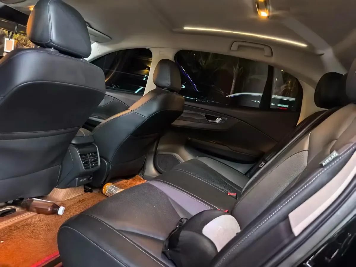 2022 HongQi E-QM5 BEV 54KWH,autocango,china used car exporter,china ev exporter,chinese used car exporter,chinese used ev exporter