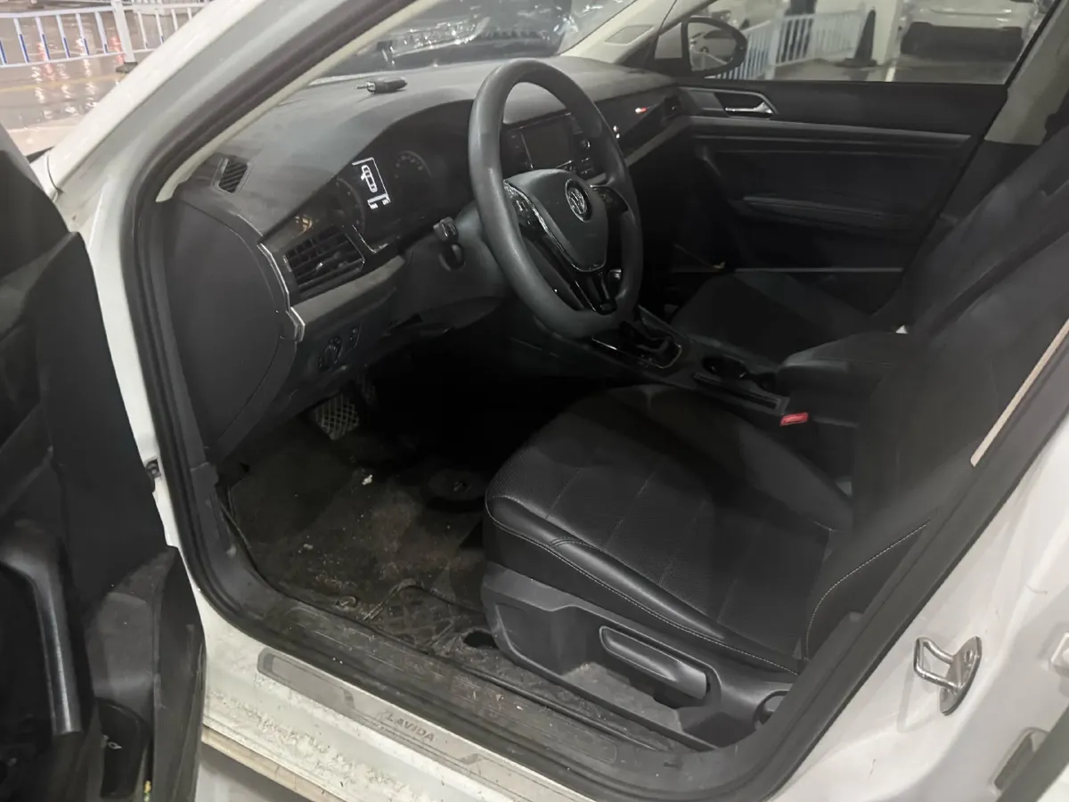 2018 Volkswagen Lavida 1.2T 116HP L4 7DCT,autocango,china used car exporter,china ev exporter,chinese used car exporter,chinese used ev exporter