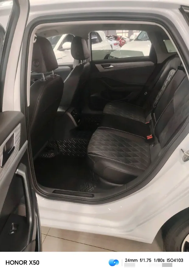 2023 Volkswagen Sagitar 1.5T 160HP L4 7DCT,autocango,china used car exporter,china ev exporter,chinese used car exporter,chinese used ev exporter