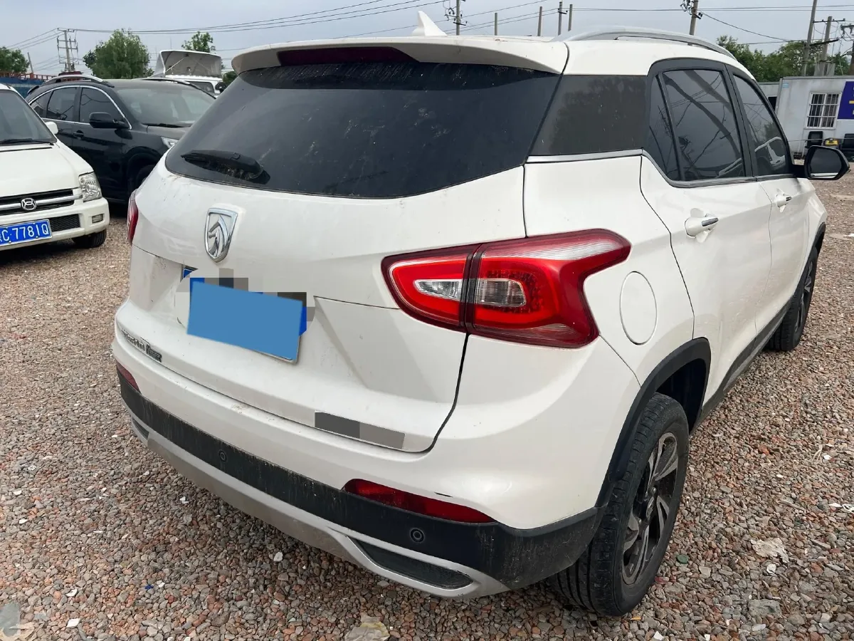 2017 HaiMa S5 Young Edition 1.6L 122HP L4 5MT,autocango,china used car exporter,china ev exporter,chinese used car exporter,chinese used ev exporter