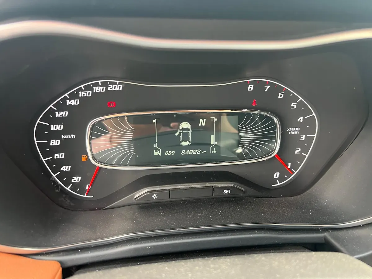 2017 HaiMa S5 Young Edition 1.6L 122HP L4 5MT,autocango,china used car exporter,china ev exporter,chinese used car exporter,chinese used ev exporter