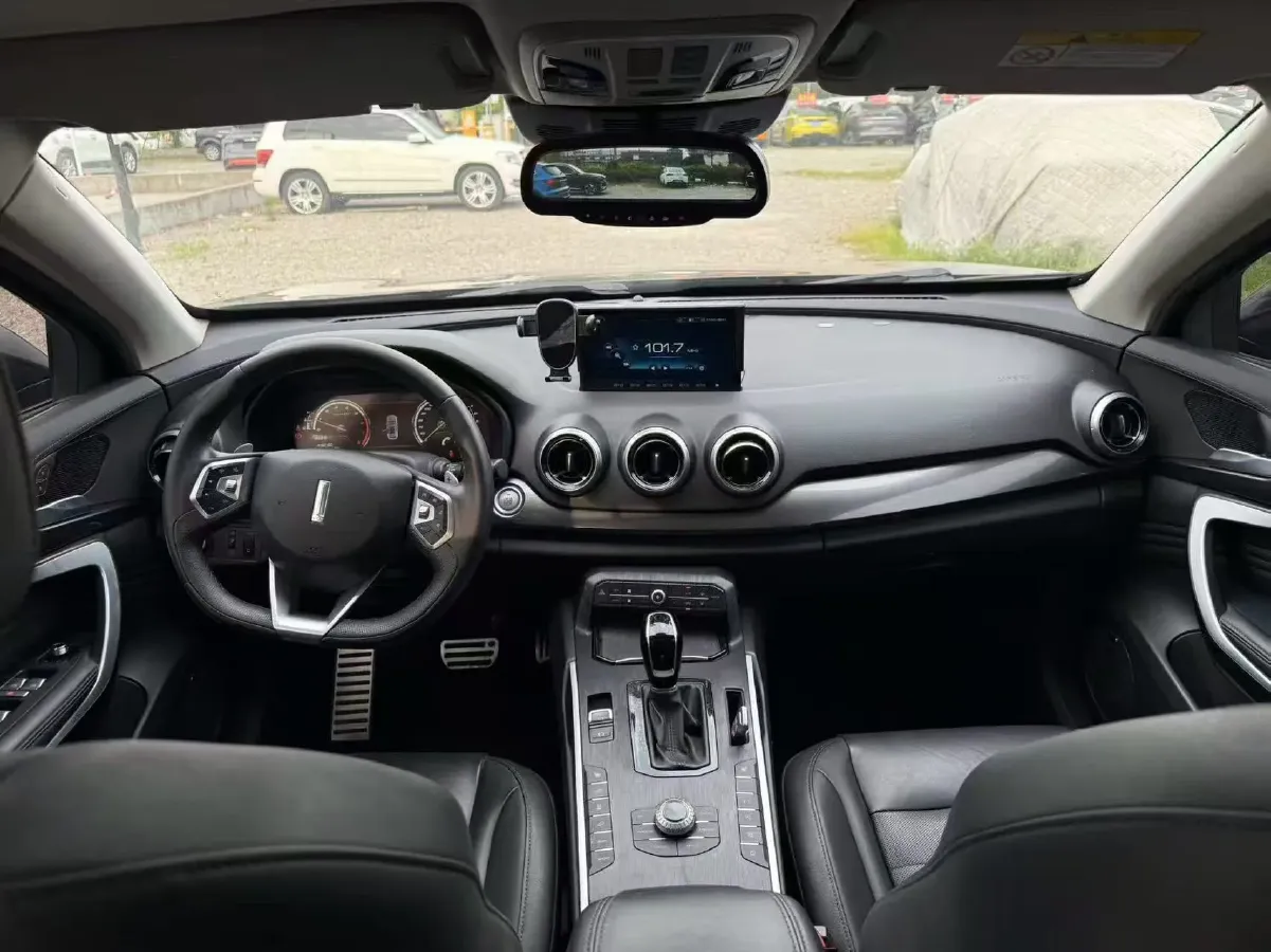 2017 WEY VV7 2.0T 234HP L4 7DCT,autocango,china used car exporter,china ev exporter,chinese used car exporter,chinese used ev exporter