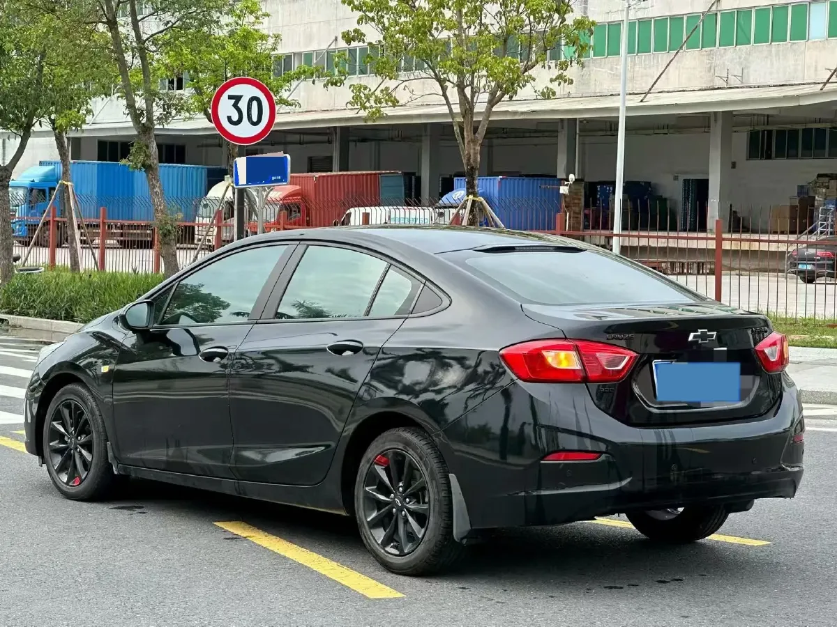 2018 Chevrolet Cruze 1.5L 114HP L4 6AT,autocango,china used car exporter,china ev exporter,chinese used car exporter,chinese used ev exporter