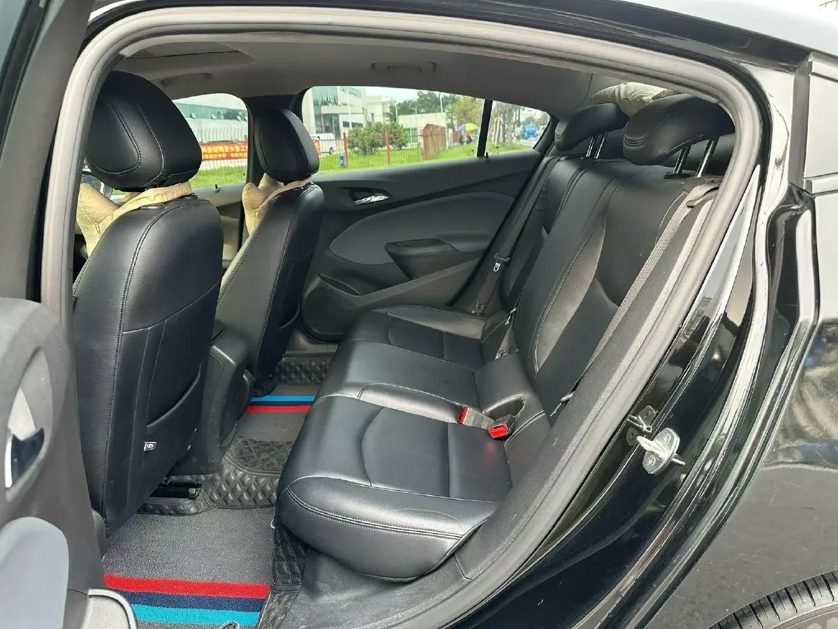 2018 Chevrolet Cruze 1.5L 114HP L4 6AT,autocango,china used car exporter,china ev exporter,chinese used car exporter,chinese used ev exporter