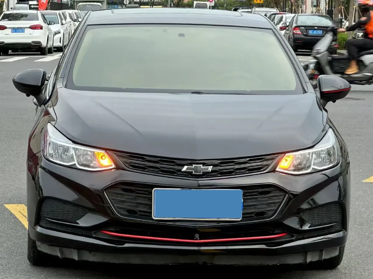 2018 Chevrolet Cruze 1.5L 114HP L4 6AT,autocango,china used car exporter,china ev exporter,chinese used car exporter,chinese used ev exporter